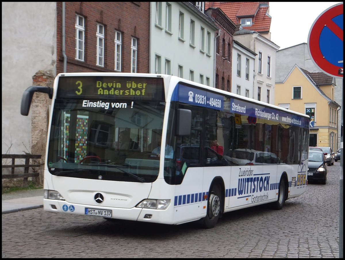 Mercedes Citaro II der Stadtwerke Stralsund in Stralsund.