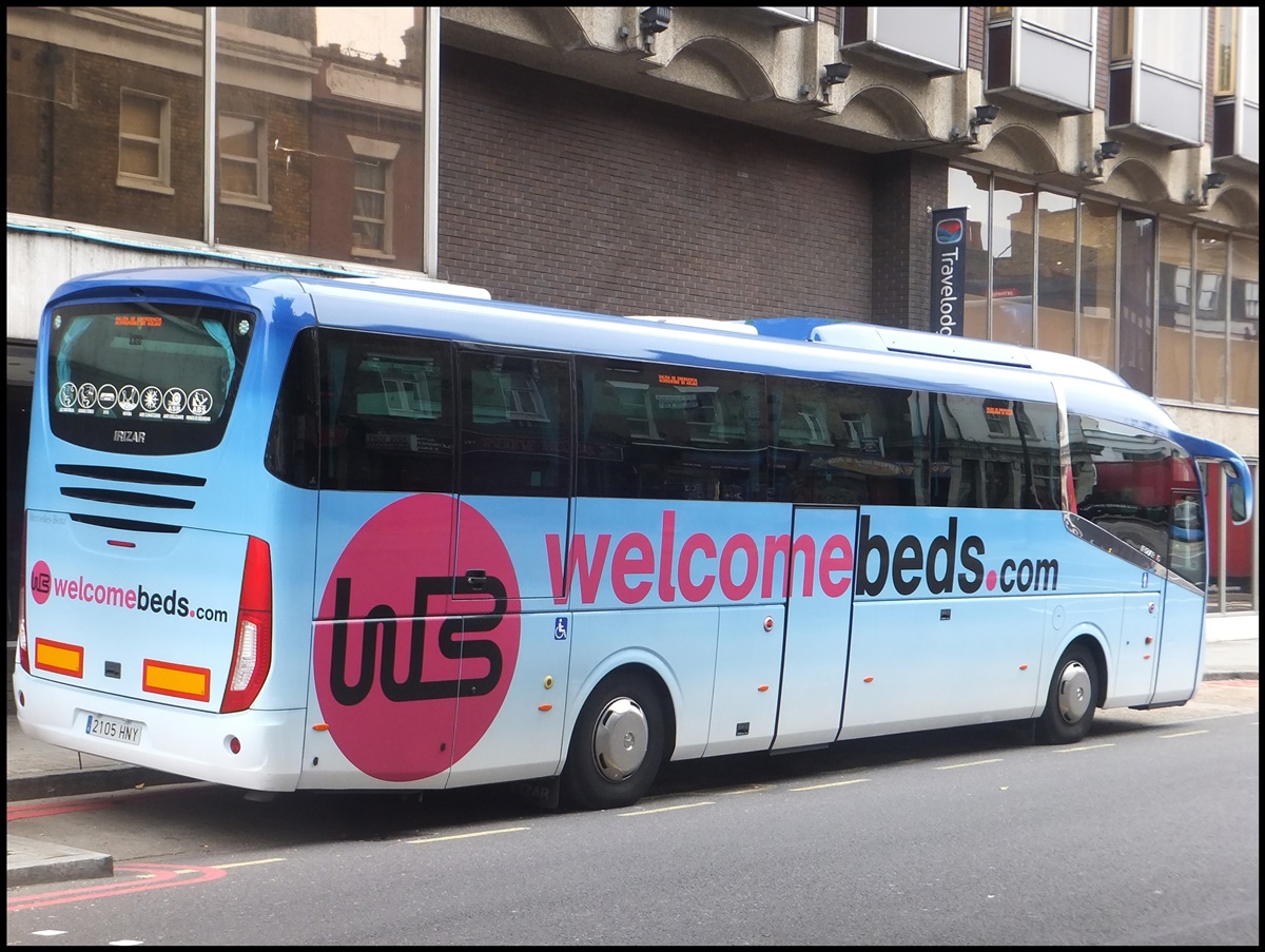 Mercedes Irizar von Globalia aus Spanien in London.