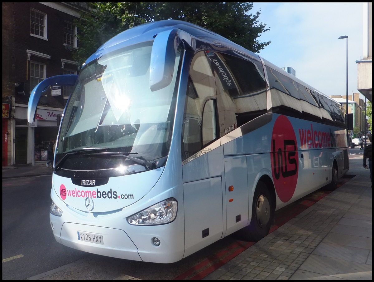 Mercedes Irizar von Globalia aus Spanien in London.