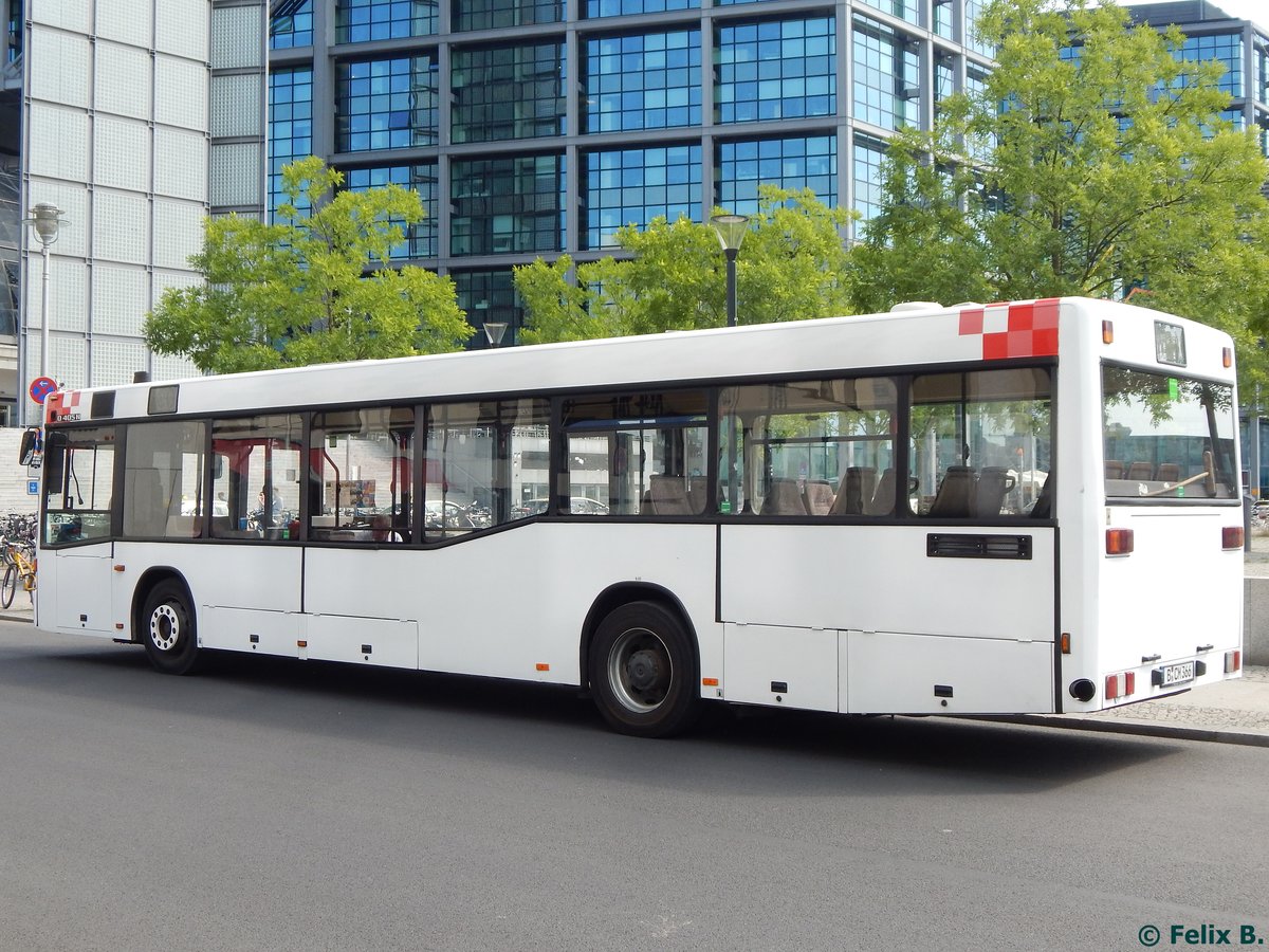 Mercedes O 405N von Berolina Magasch GmbH aus Deutschland in Berlin.