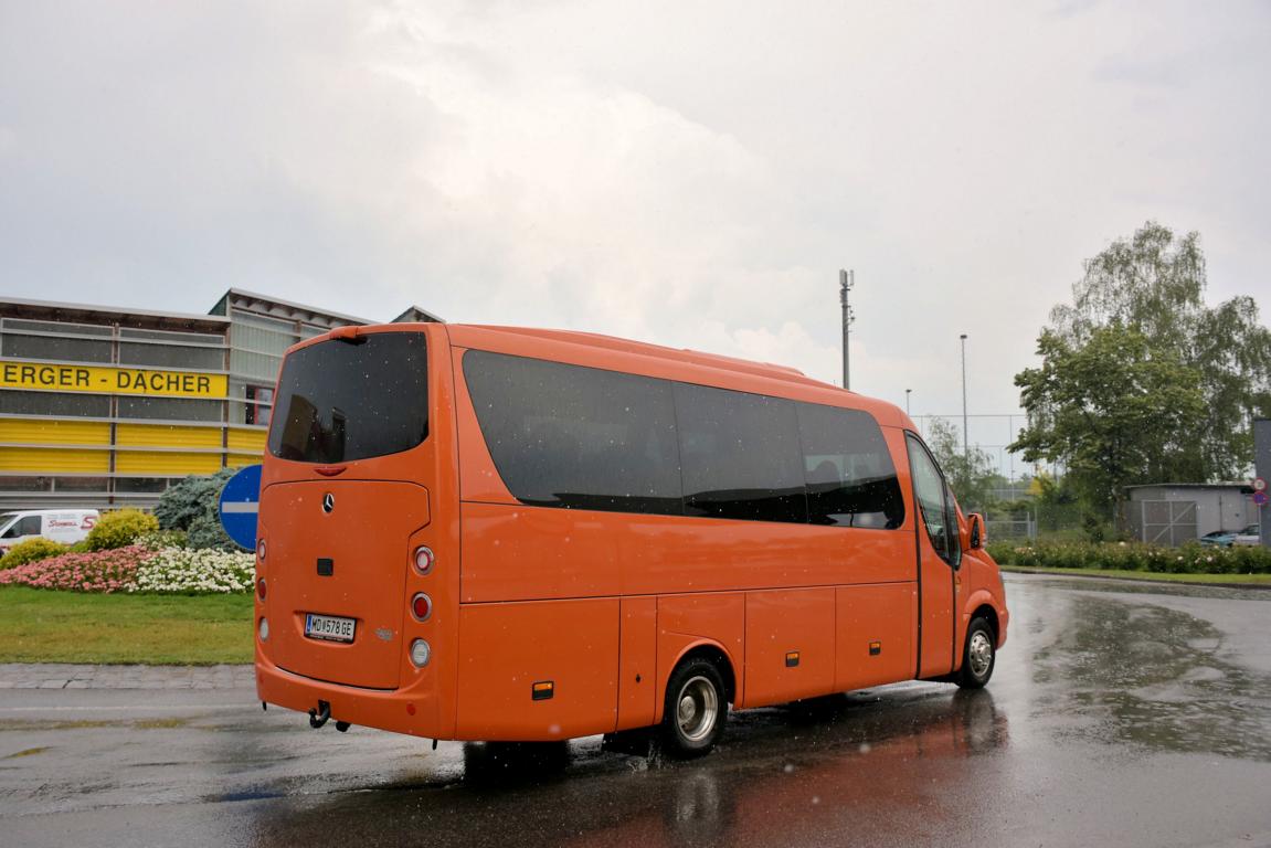 Mercedes Sprinter aus Mdling bei Wien 2018 in Krems.