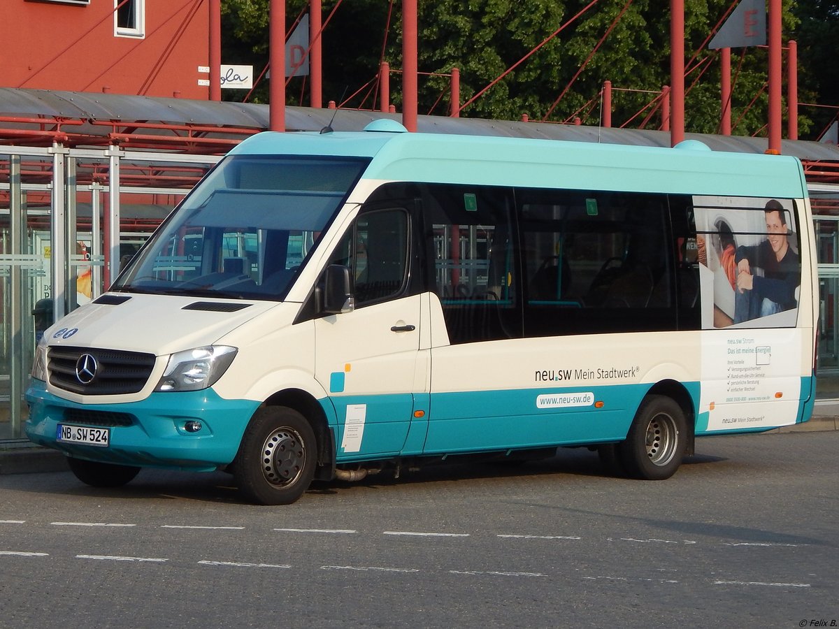 Mercedes Sprinter der Neubrandenburger Verkehrsbetriebe in Neubrandenburg. 