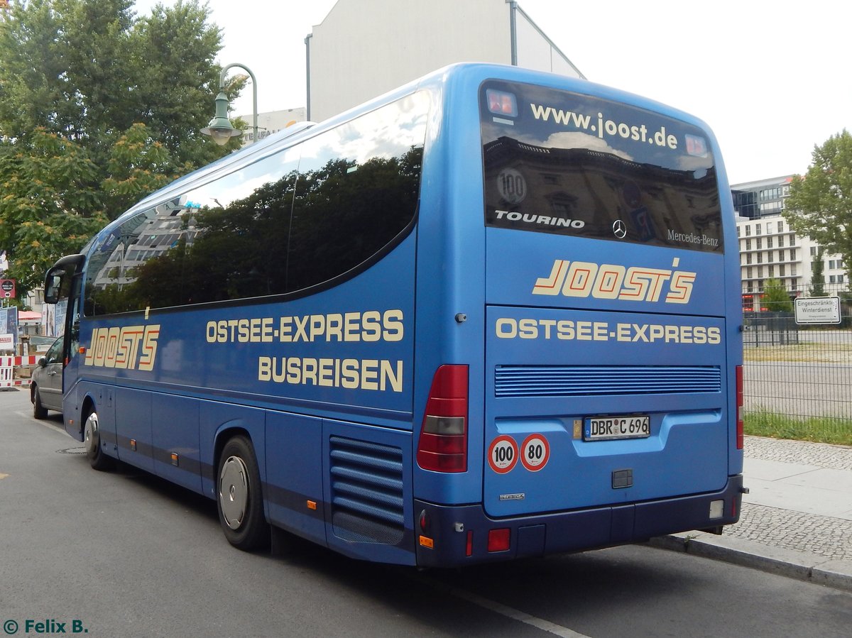 Mercedes Tourino von Joost's aus Deutschland in Berlin.