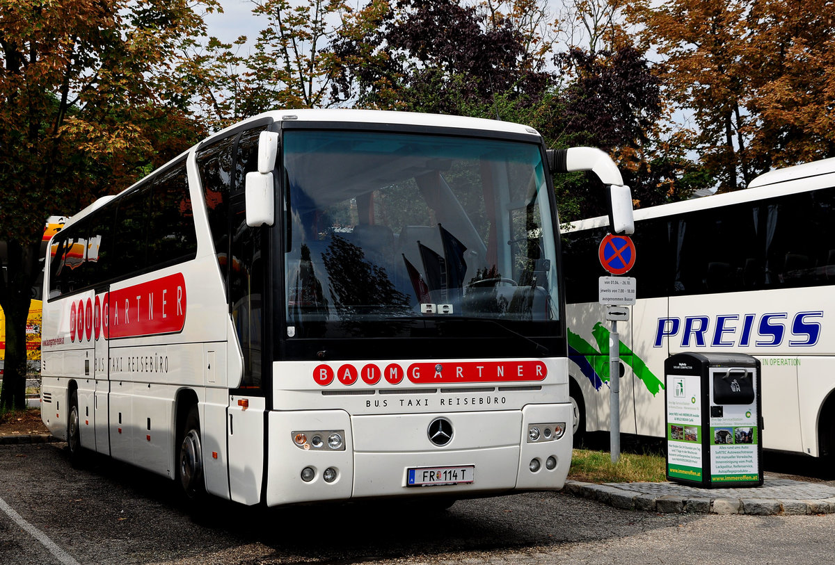 Mercedes Tourismo von Baumgartner Reisen aus �sterreich in Krems.