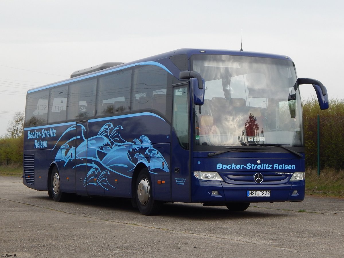 Mercedes Tourismo von Becker-Strelitz Reisen aus Deutschland in Neubrandenburg. 