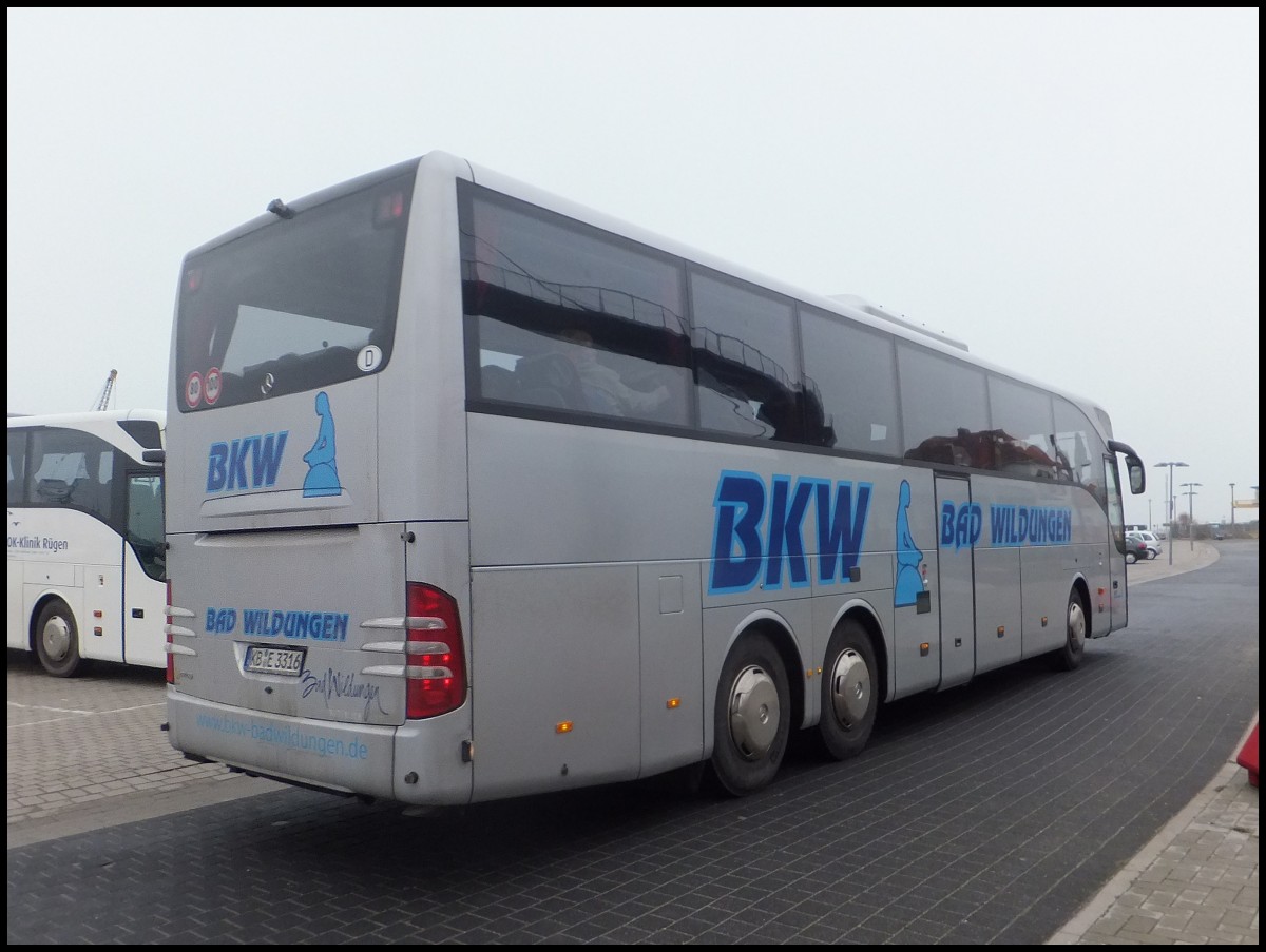 Mercedes Tourismo von BKW Bad Wildungen aus Deutschland im Stadthafen Sassnitz.