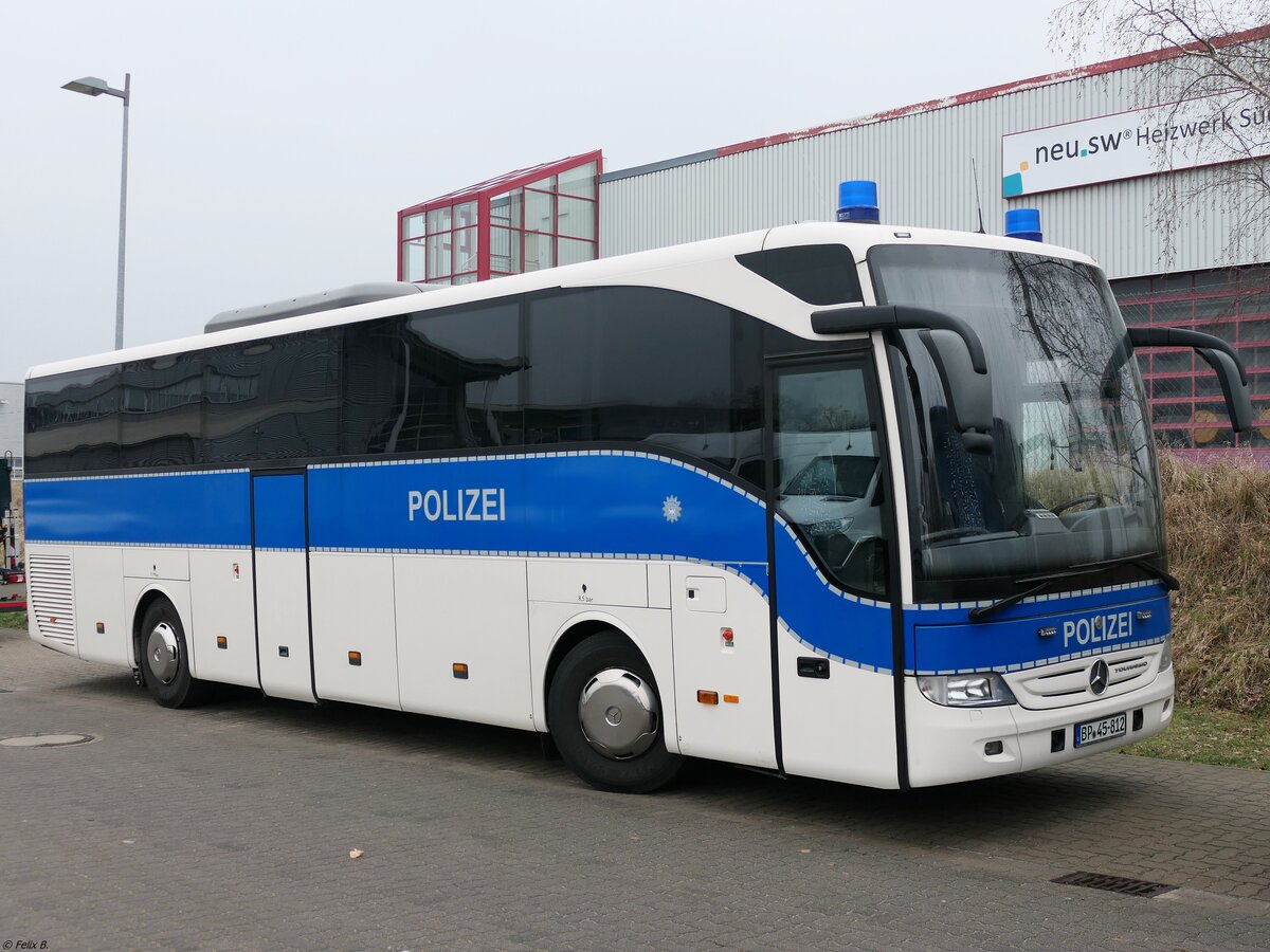 Mercedes Tourismo von der Bundespolizei aus Deutschland in Neubrandenburg.