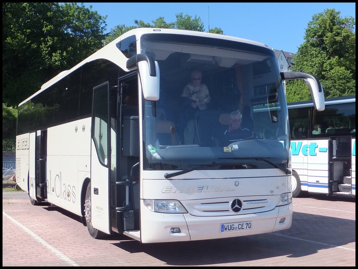 Mercedes Tourismo von Engeler aus Deutschland im Stadthafen Sassnitz.