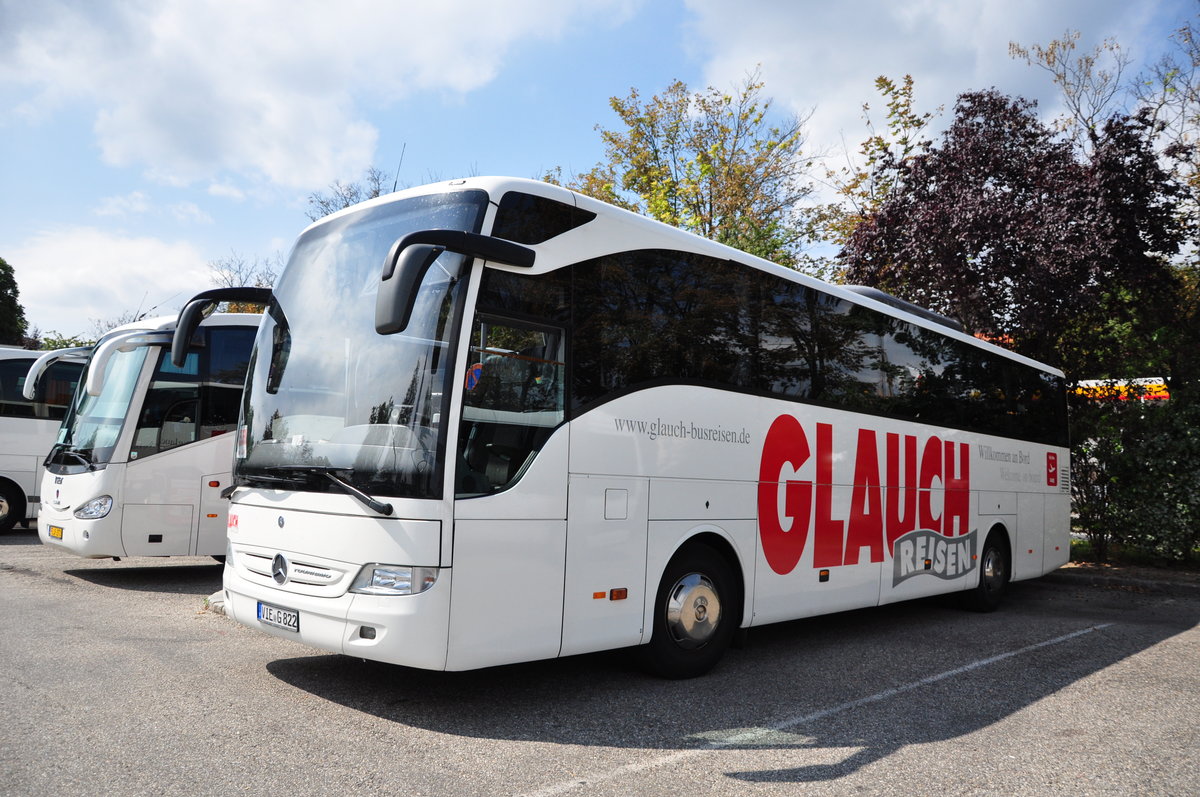 Mercedes Tourismo von Glauch Busreisen aus der BRD in Krems gesehen.