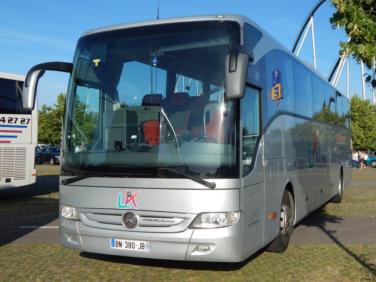 Mercedes Tourismo von LK Metrocars aus Frankreich am Europapark Rust.