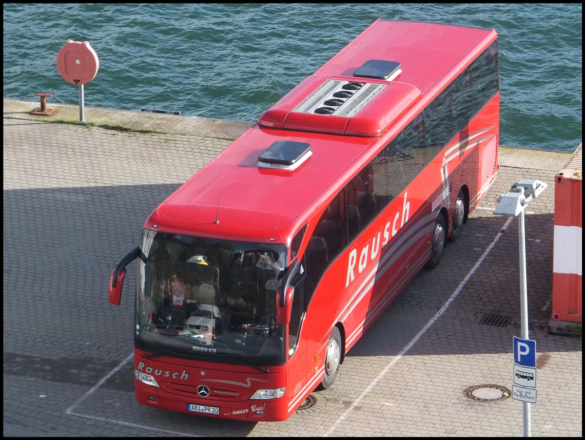 Mercedes Tourismo von Rausch aus Deutschland im Stadthafen Sassnitz.