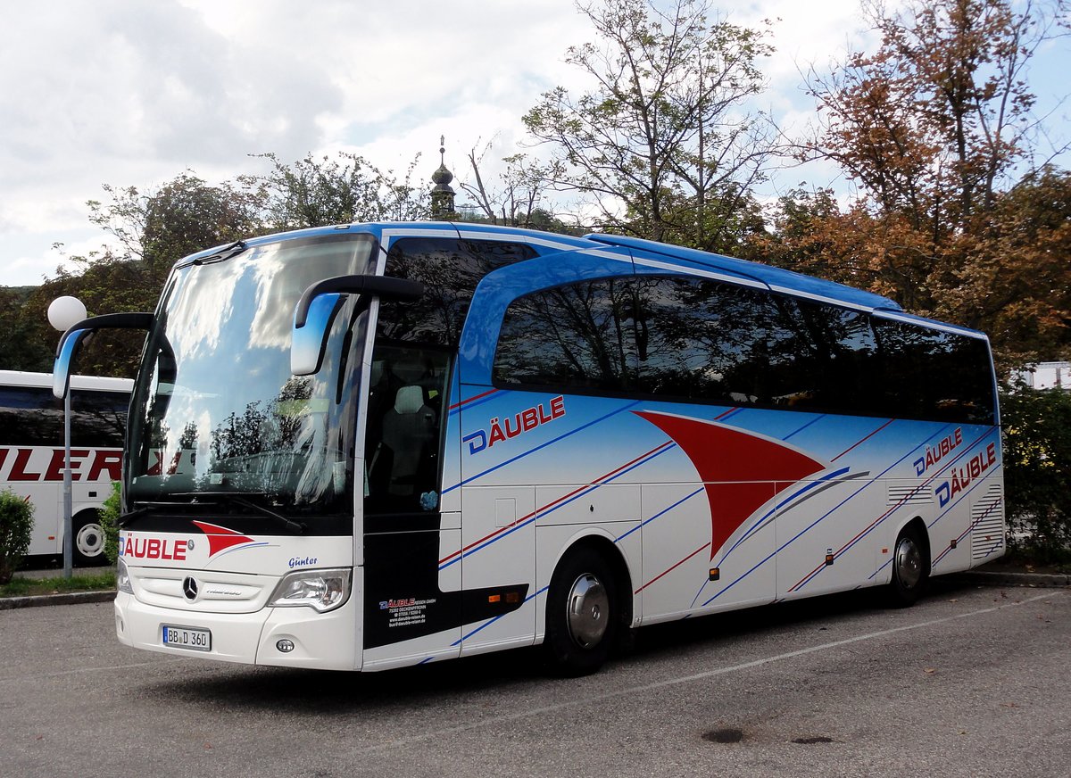 Mercedes Travego von D�uble aus der BRD in Krems.