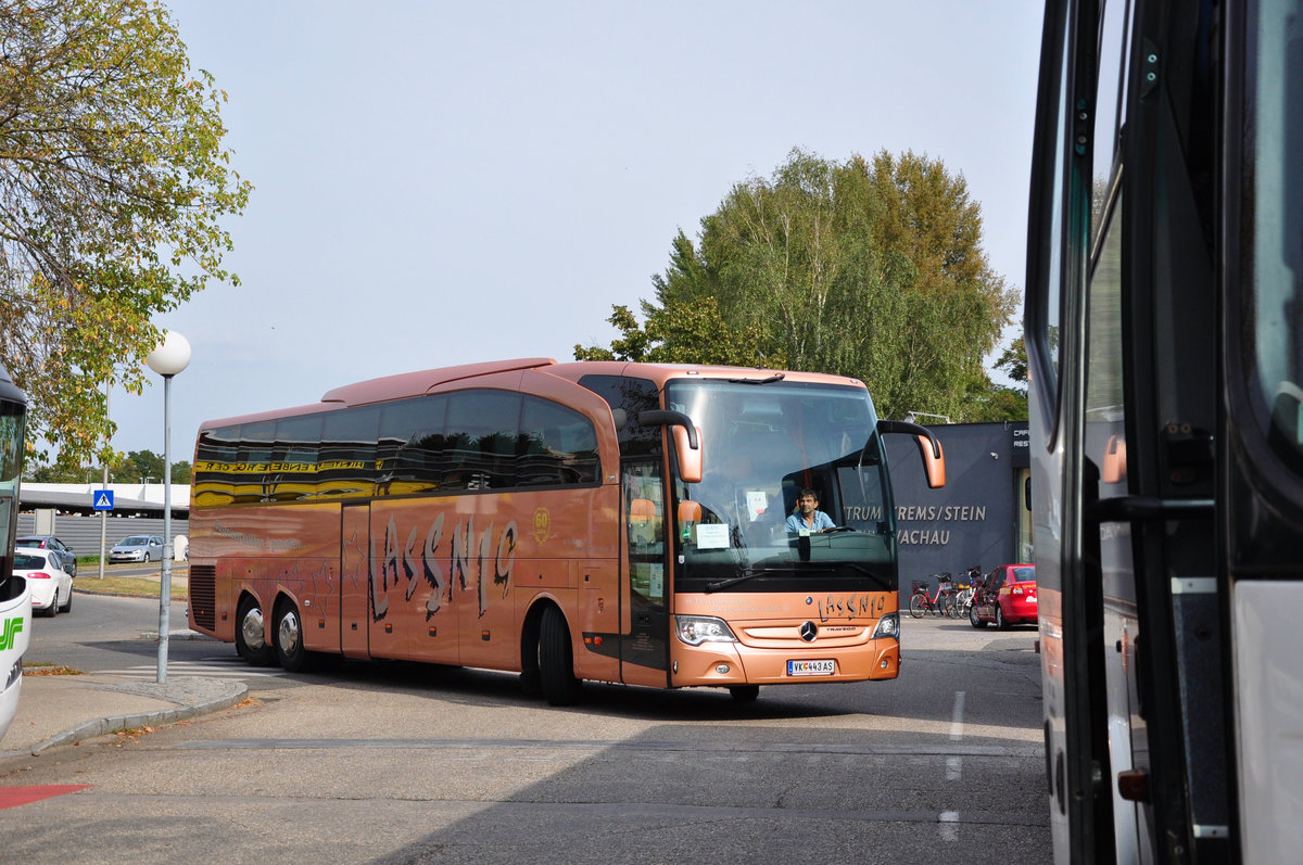 Mercedes Travego von LASSNIG Busreisen aus �sterreich in Krems.