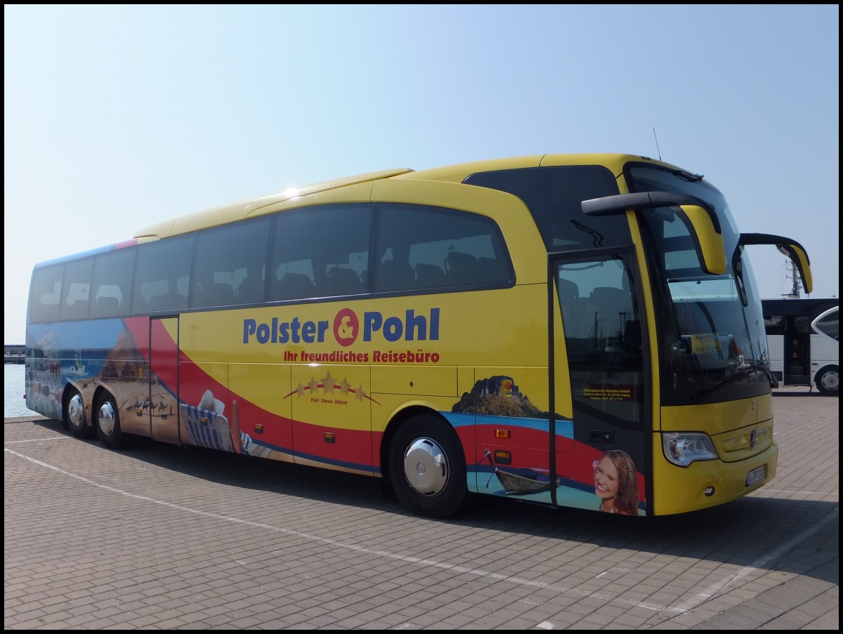 Mercedes Travego von Polster & Pohl aus Deutschland im Stadthafen Sassnitz.