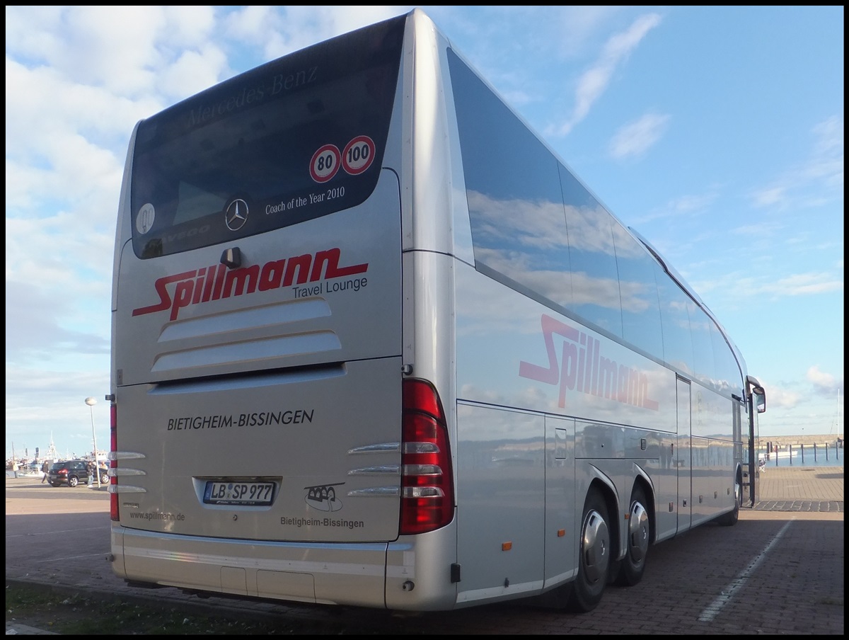 Mercedes Travego von Spillmann aus Deutschland im Stadthafen Sassnitz. 
