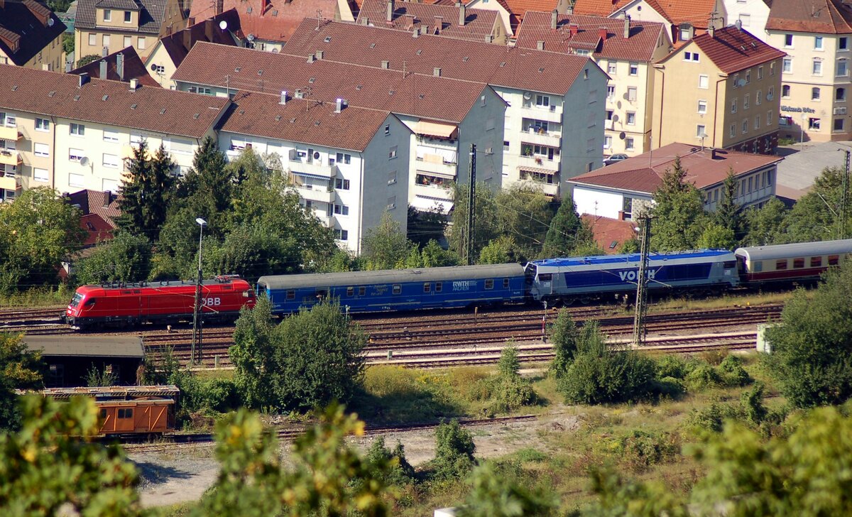 Messzug bestehend aus ÖBB 1116 231-0 und Voith 870 C auf der Geislinger Steige am 26.08.2007.