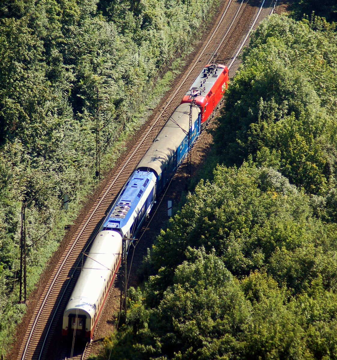 Messzug bestehend aus ÖBB 1116 231-0 und Voith 870 C auf der Geislinger Steige am 26.08.2007.