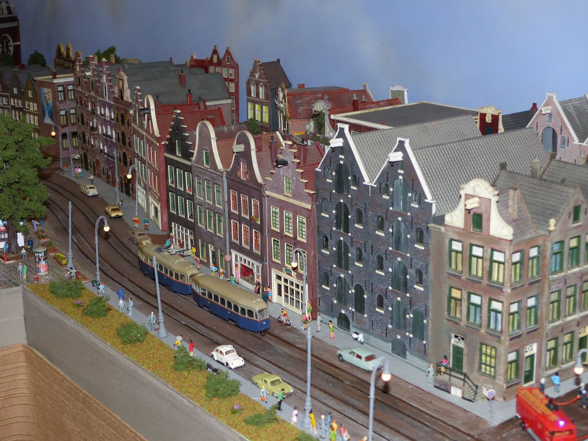 Modelleisenbahn in Masstab H0 MEC GVB Amsterdam. Ausstellung  RAIL 2020  Houten, Niederlande 21-02-2020. 

Modelspoorbaan Nederlands in schaal H0 van de modelbouwclub van het GVB Amsterdam. Modelspoorevenement  RAIL 2020  Houten 21-02-2020.