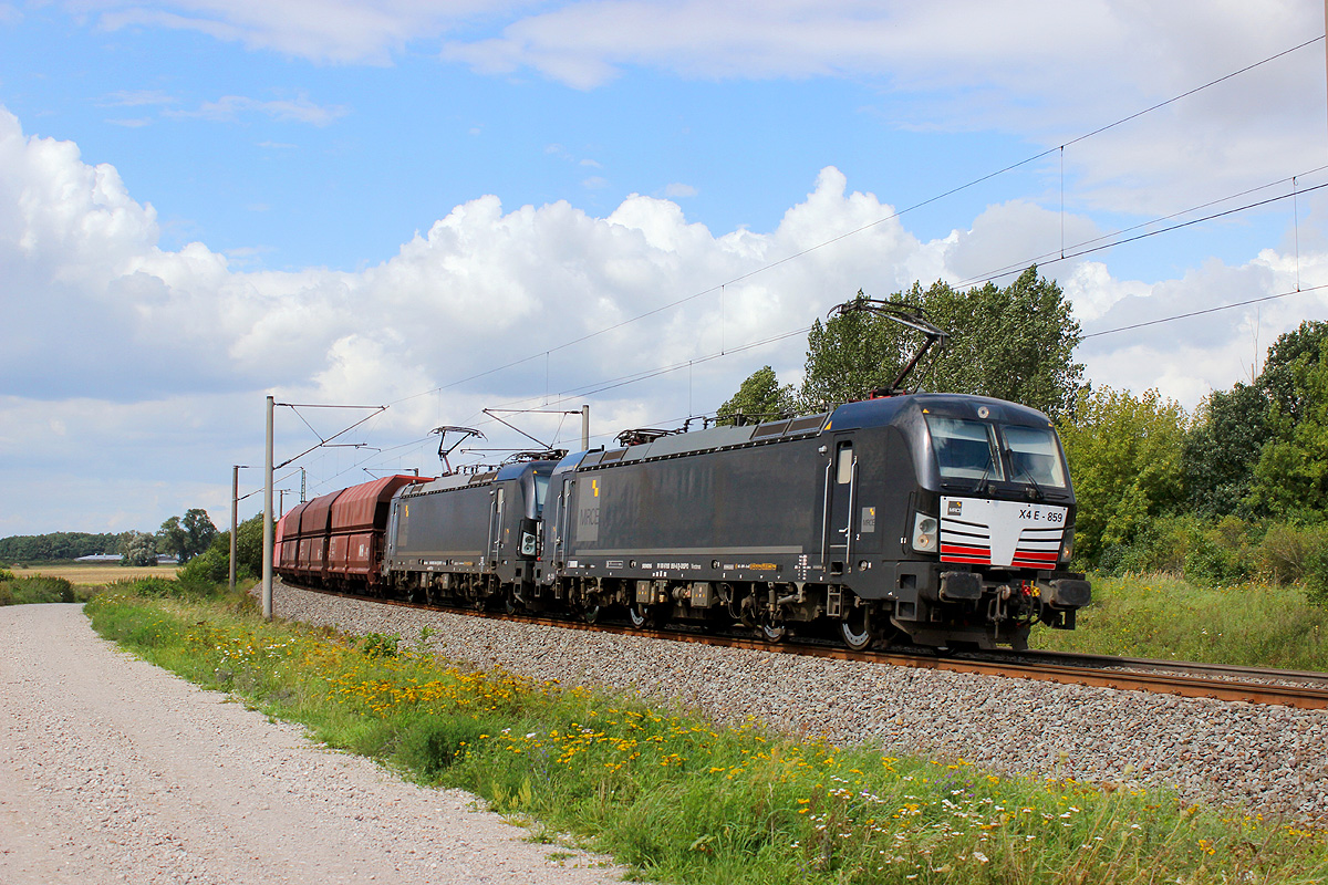 MRCE 193 859+863 kamen mit dem Erzpendel Hamburg - Ziltendorf aus Richtung Wittenberge und fuhren in Richtung Magdeburg weiter (Vandalismus-Umleiter), 20.08.2017.