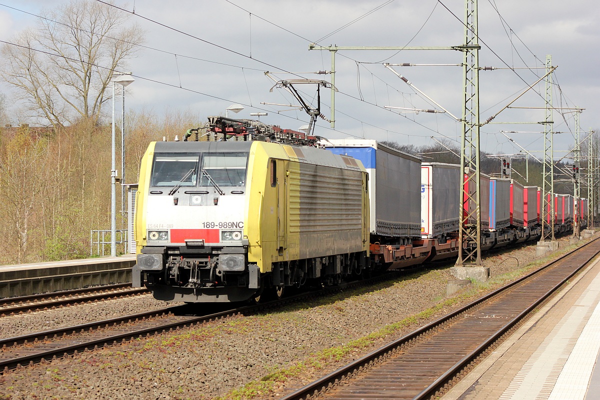 MRCE/TXL 189-989NC(189 989-7)/ES64F4-089 mit KLV nach Italien. Schleswig 19.04.2015