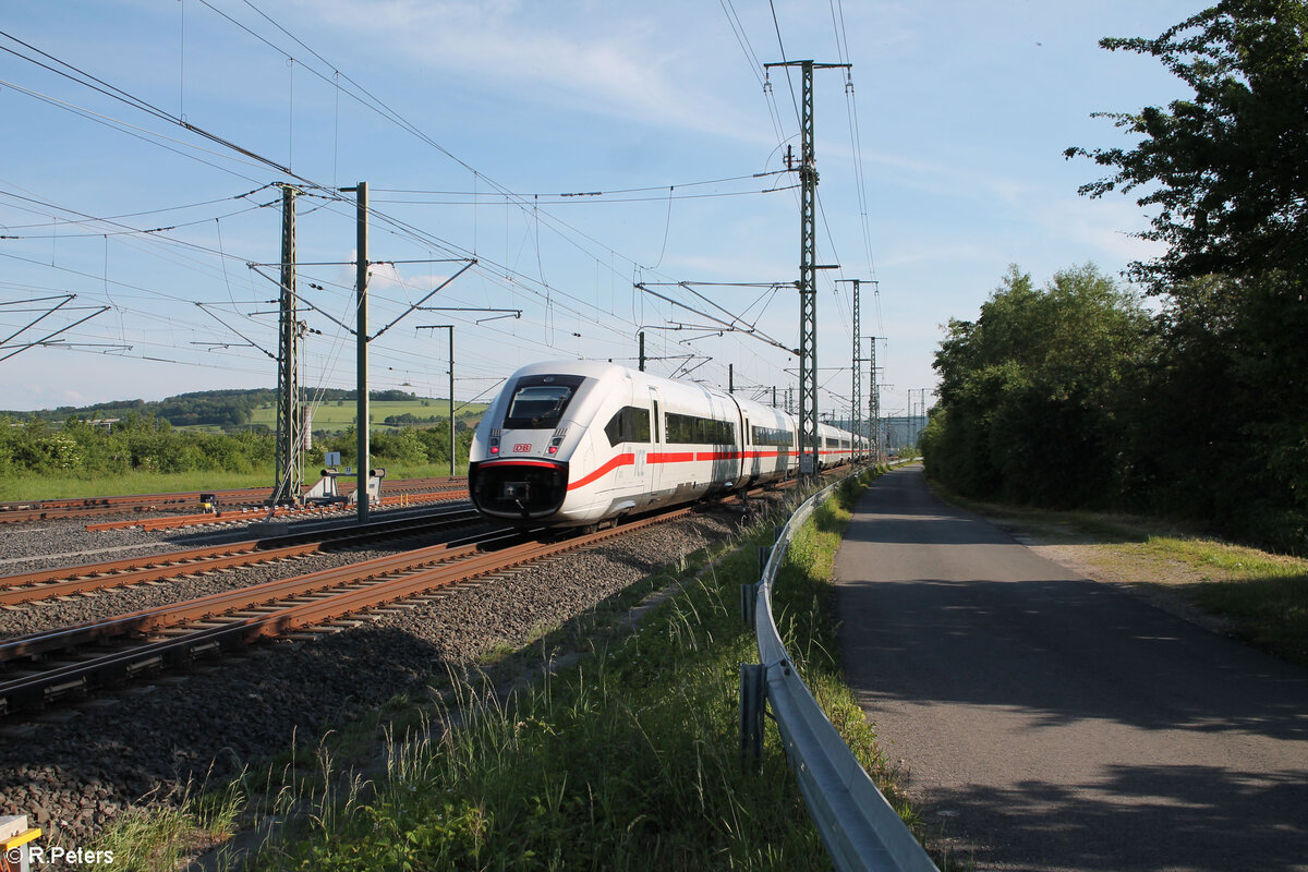 Nachschuss auf ICE1111 Berlin - M�nchen bei Ebensfeld. 20.05.24