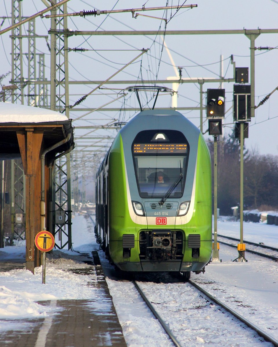 NAH.SH/DB 445 014 und 034 als RE7 nach Hamburg. Jbek 05.03.2018