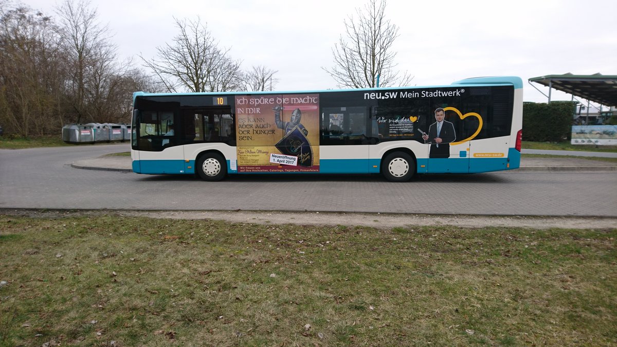 .....NB SW 545 an der Wendeschleife der Linie 10 in Weitin dieser C2 im M�rz 2017