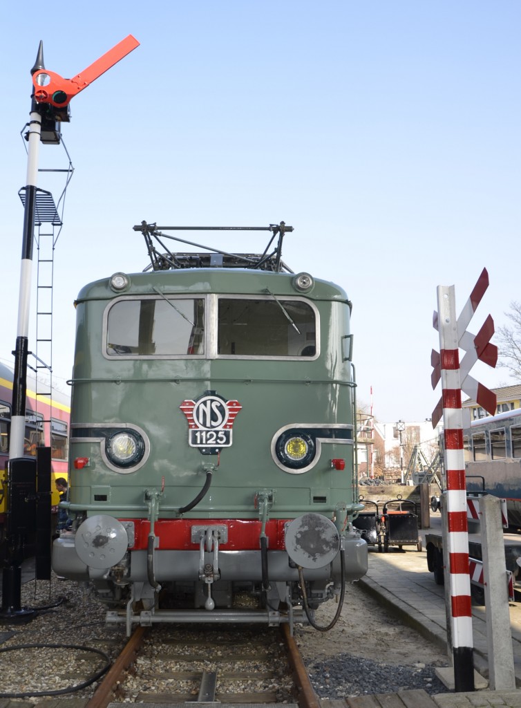 Nederlands Spoorwegmuseum Utrecht: Elektrische Lokomotive NS 1125, gebaut 1951. (12.03.2016)