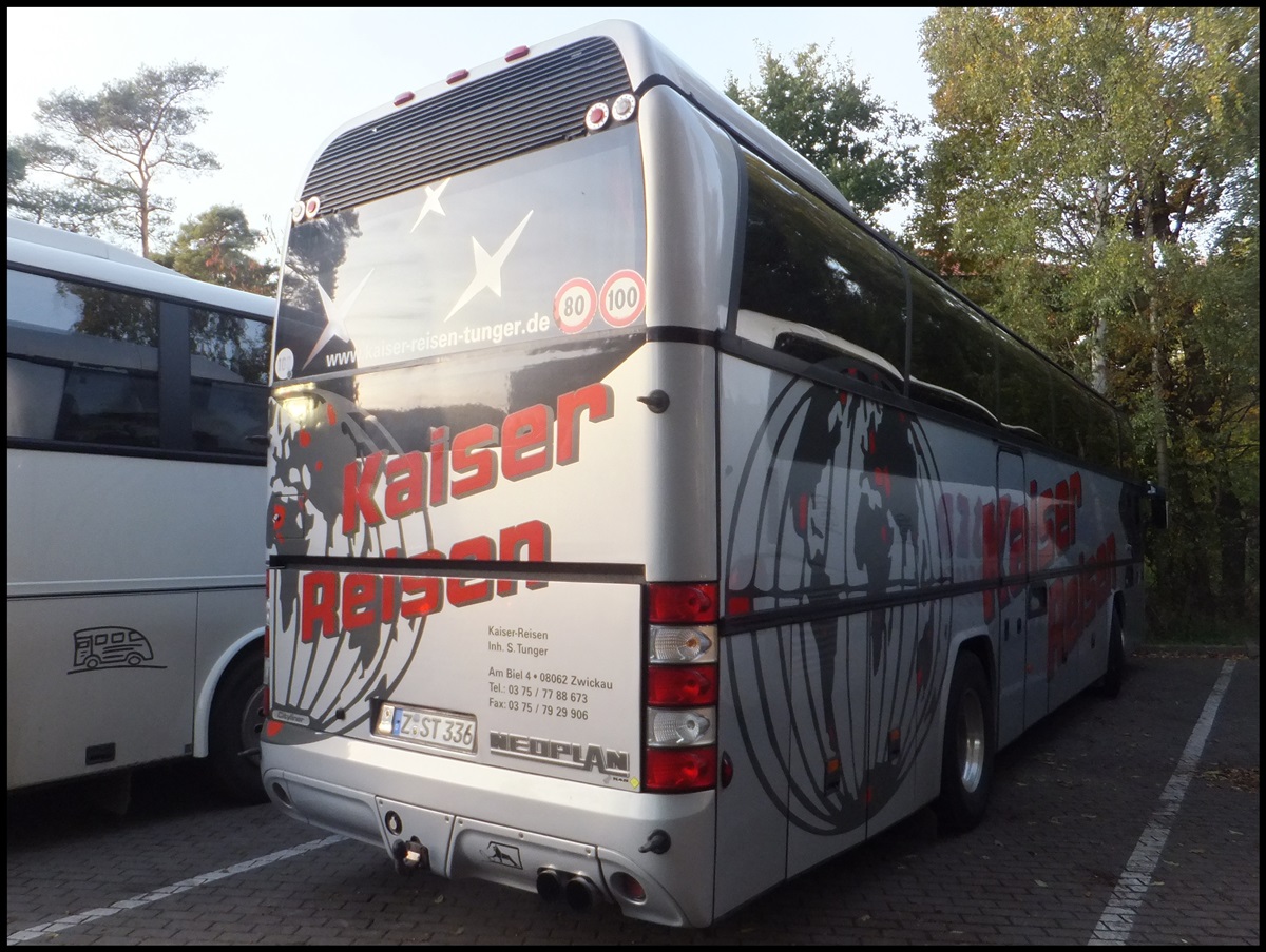 Neoplan Cityliner von Kaiser Reisen aus Deutschland in Binz.