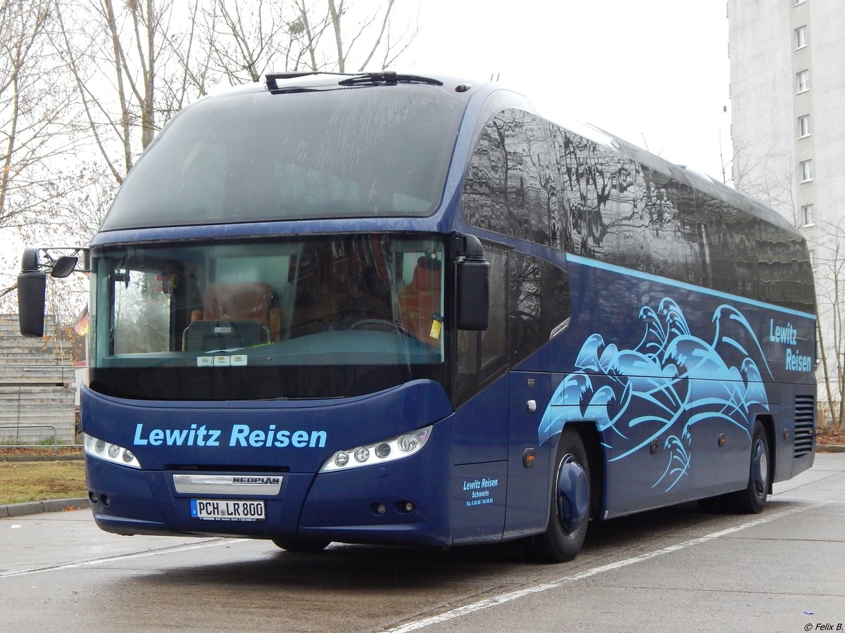 Neoplan Cityliner von Lewitz-Reisen aus Deutschland in Neubrandenburg.