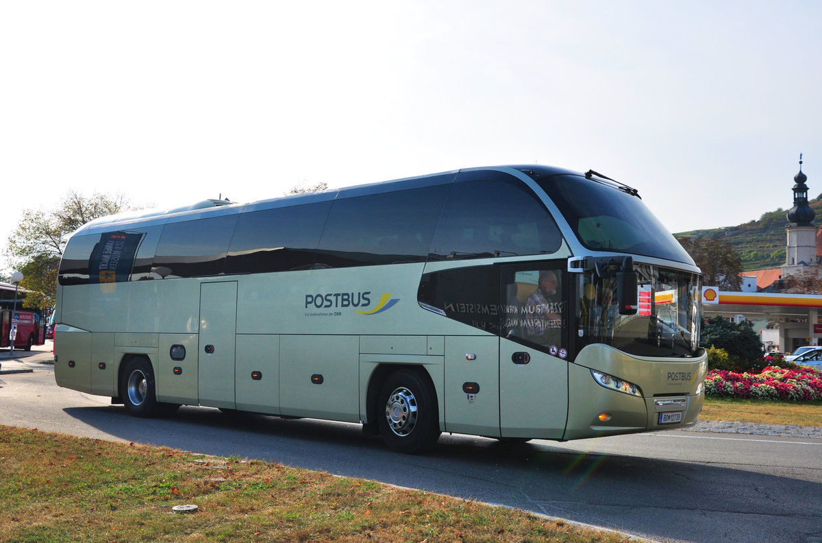 Neoplan Cityliner von den �BB - Postbus in Krems.