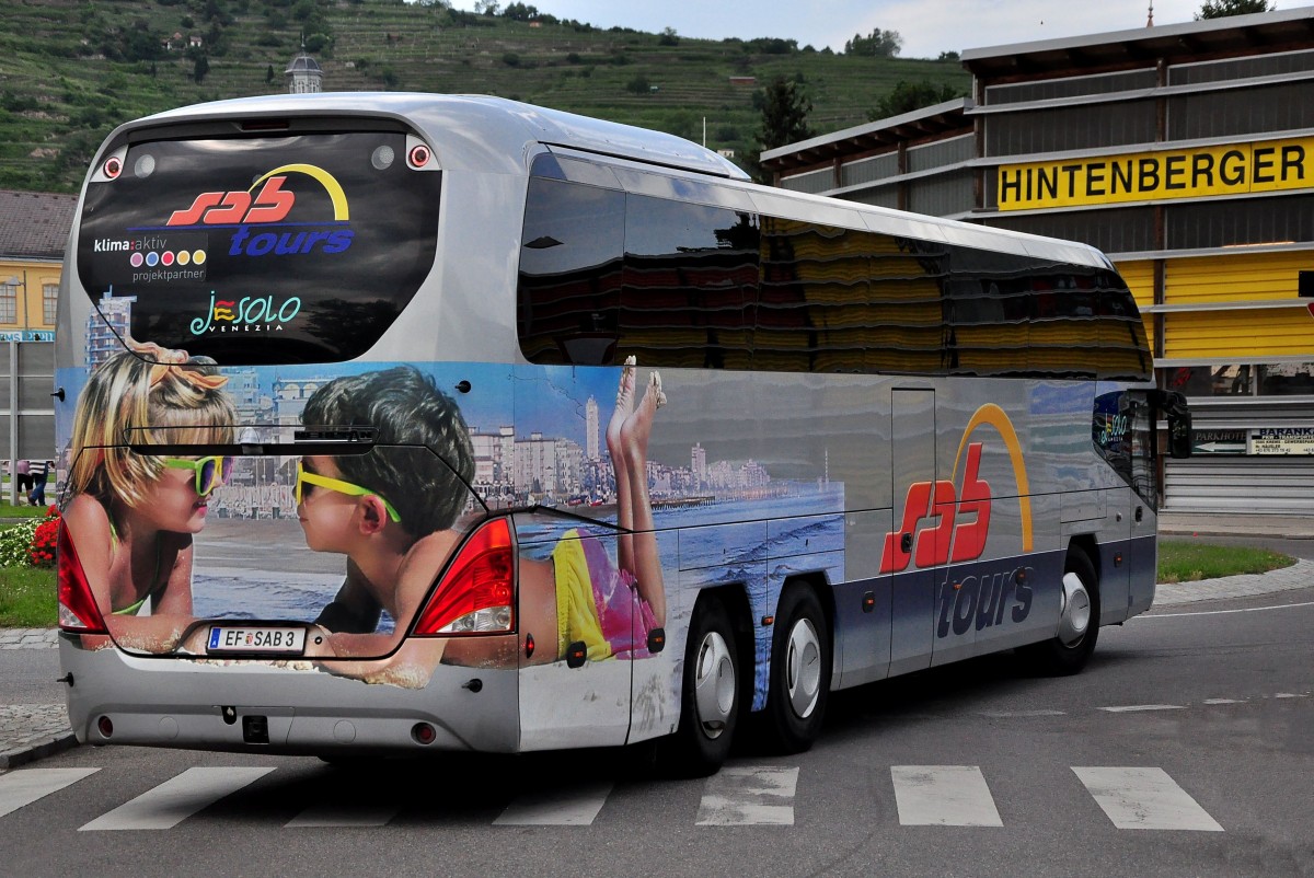 Neoplan Cityliner von SAB Tours aus sterreich im Mai 2015 in Krems.