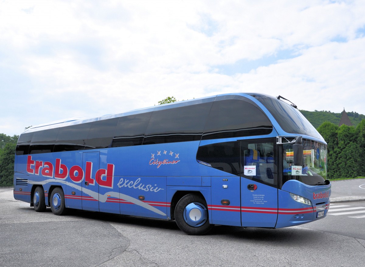 Neoplan Cityliner von TRABOLD aus Deutschland am 25.5.2013 in Krems an der Donau.