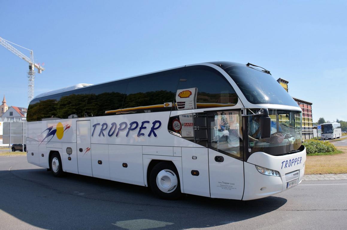 Neoplan Cityliner von Tropper Reisen aus sterreich 2017 in Krems.