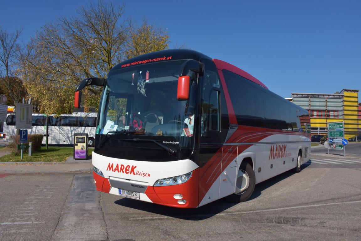 Neoplan Jetliner von MAREK Reisen aus sterreich 09/2017 in Krems.