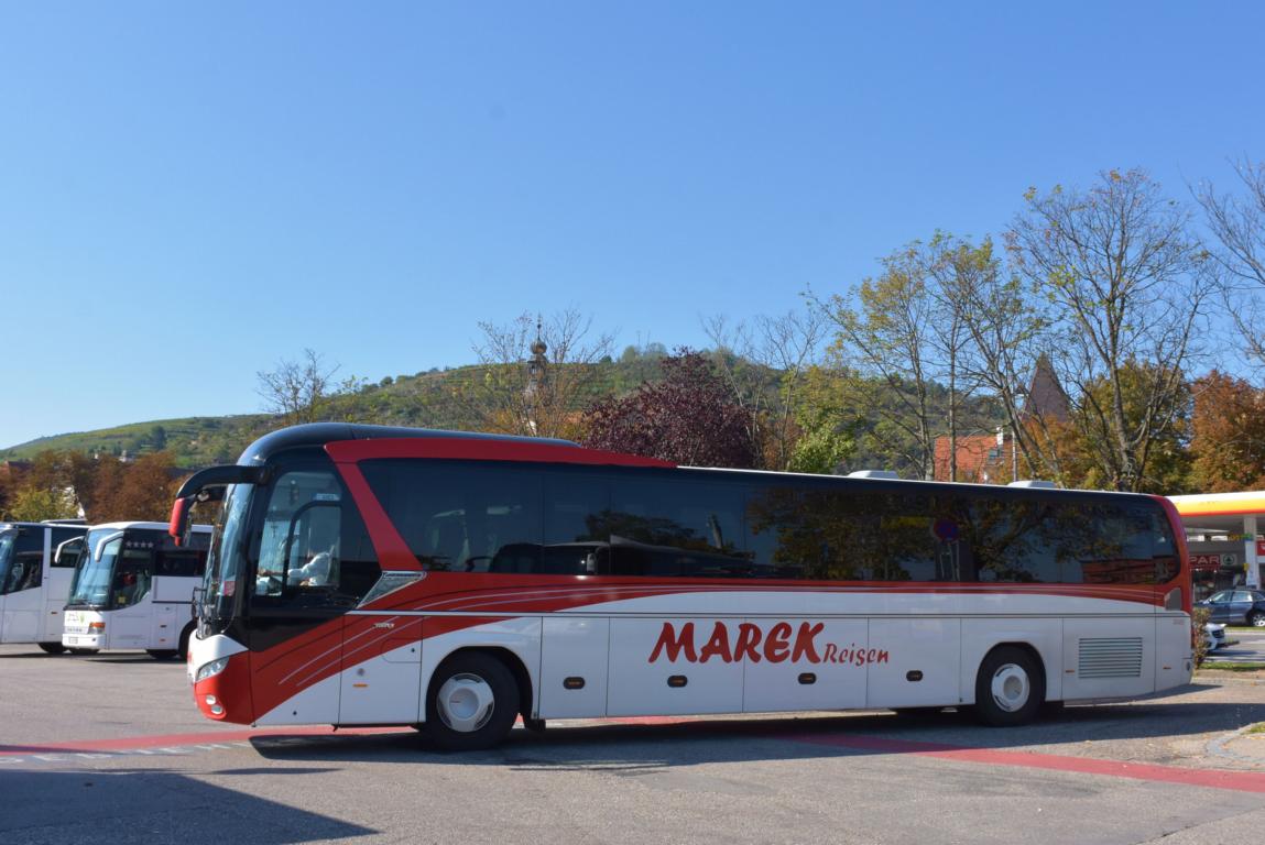 Neoplan Jetliner von MAREK Reisen aus Österreich 09/2017 in Krems.