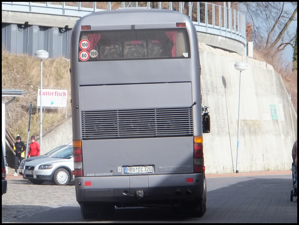 Neoplan Skyliner von Ostseeperle aus Deutschland in Sassnitz.