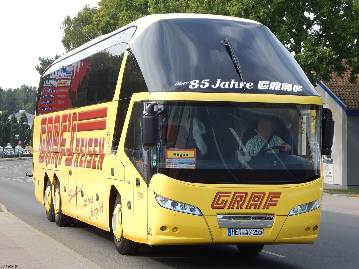 Neoplan Starliner von Graf's Reisen aus Deutschland in Binz.