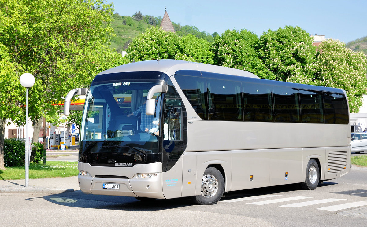 Neoplan Tourliner aus der CZ in Krems gesehen.