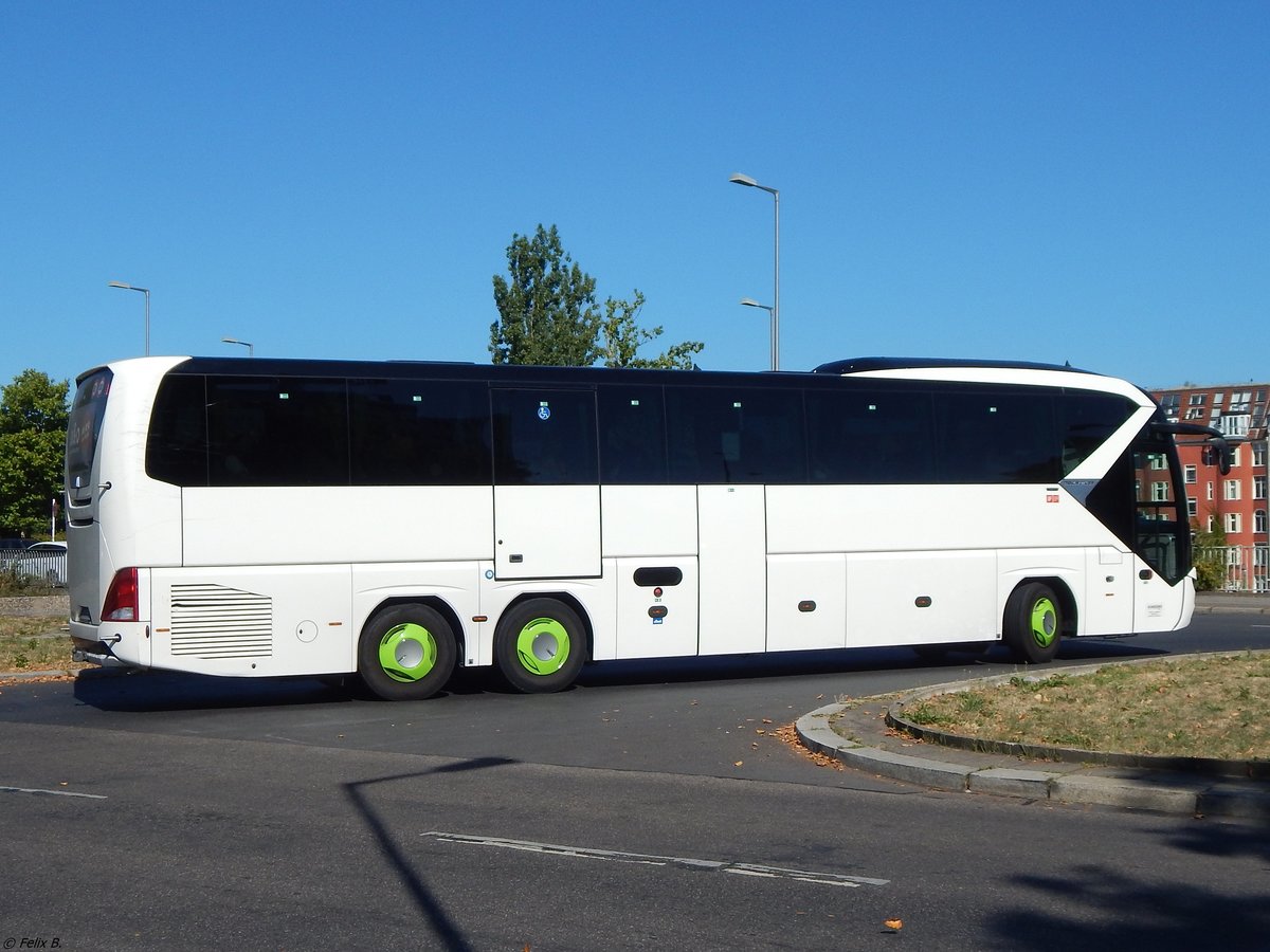 Neoplan Tourliner von FlixBus/Schröder aus Deutschland in Berlin.