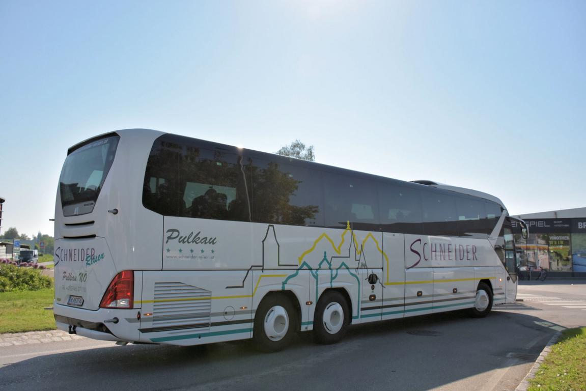 Neoplan Tourliner von Schneider Reisen aus �sterreich 2018 in Krems.