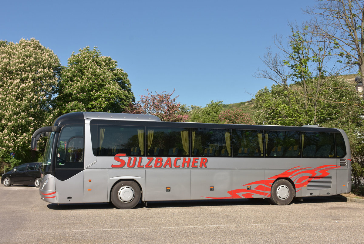 Neoplan Trendliner von Sulzbacher Reisen aus �sterreich 05/2018 in Krems.