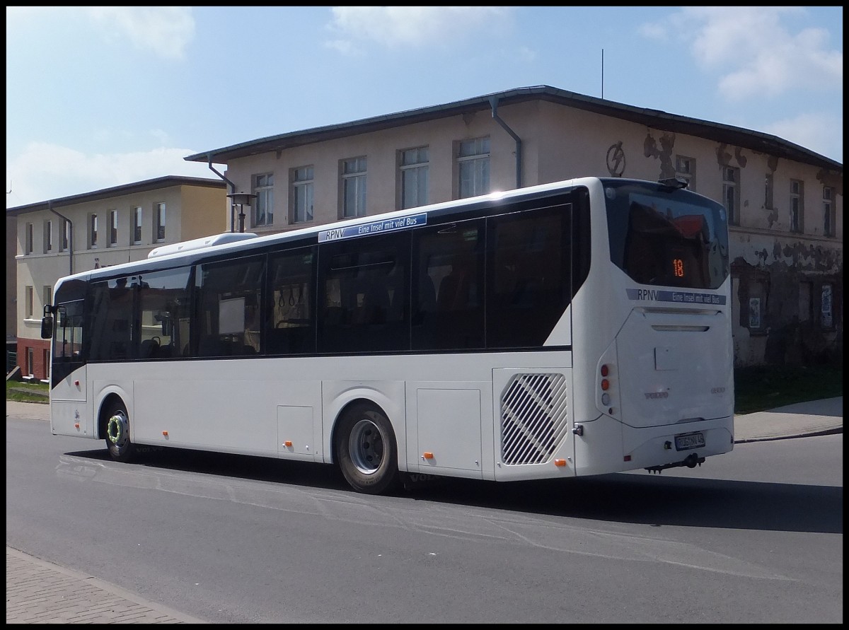 NEUER Volvo 8900 der RPNV in Sassnitz.