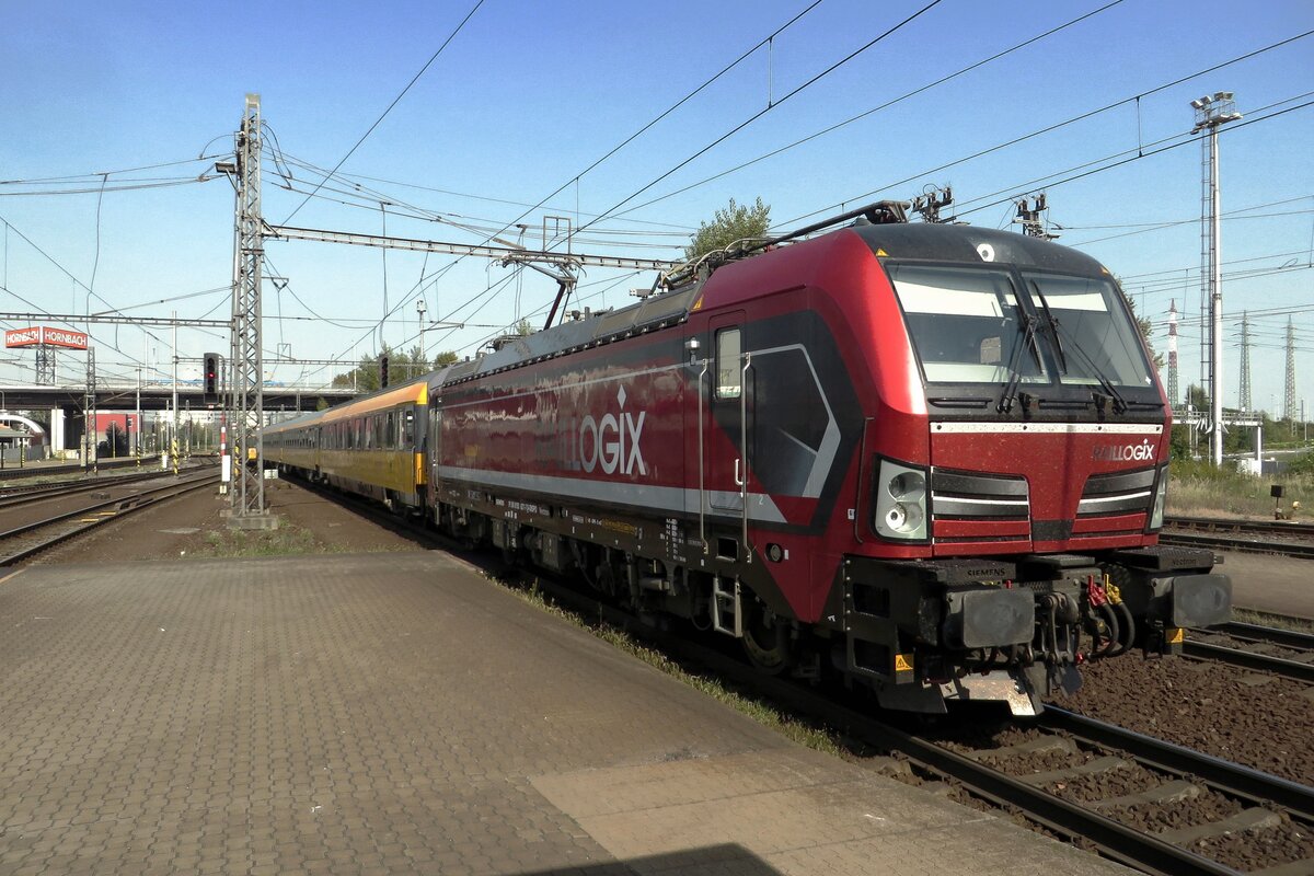 Niederlnder in Tsjechien: RFO 193 627 (aus Rotterdam) ist bis Ende September 2020 untervermietet an das Tschechischen RegioJet und treft hier am 21 September 2020 mit RJ 1118 (Bohumin--Brno Kralove Polje ber Prerov) in Ostrava-Svinov ein.
