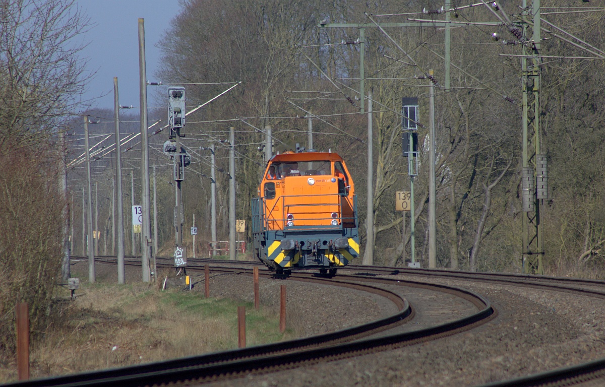 Northrail DE 1002 am Esig in Schleswig Fahrtrichtung Sden. 28.03.2017