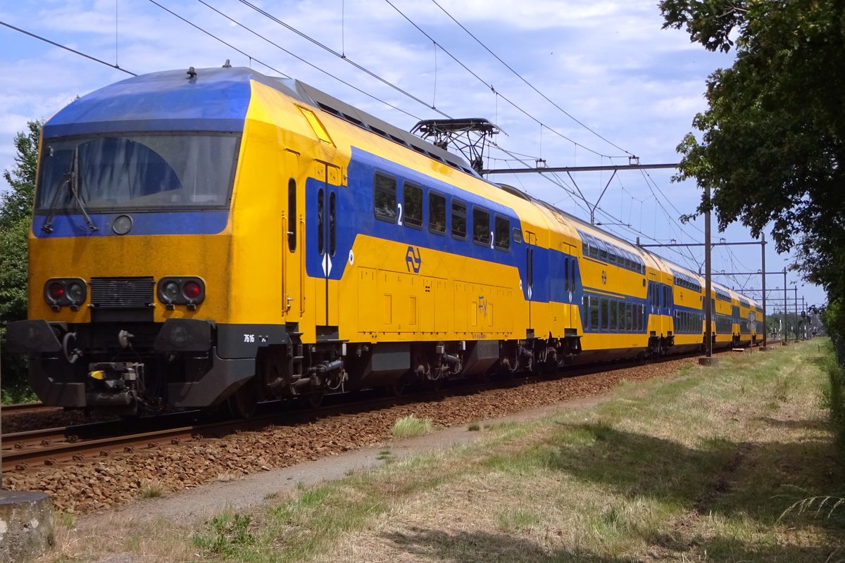NS 7616 durchfahrt Wijchen am 14 Juni 2019.