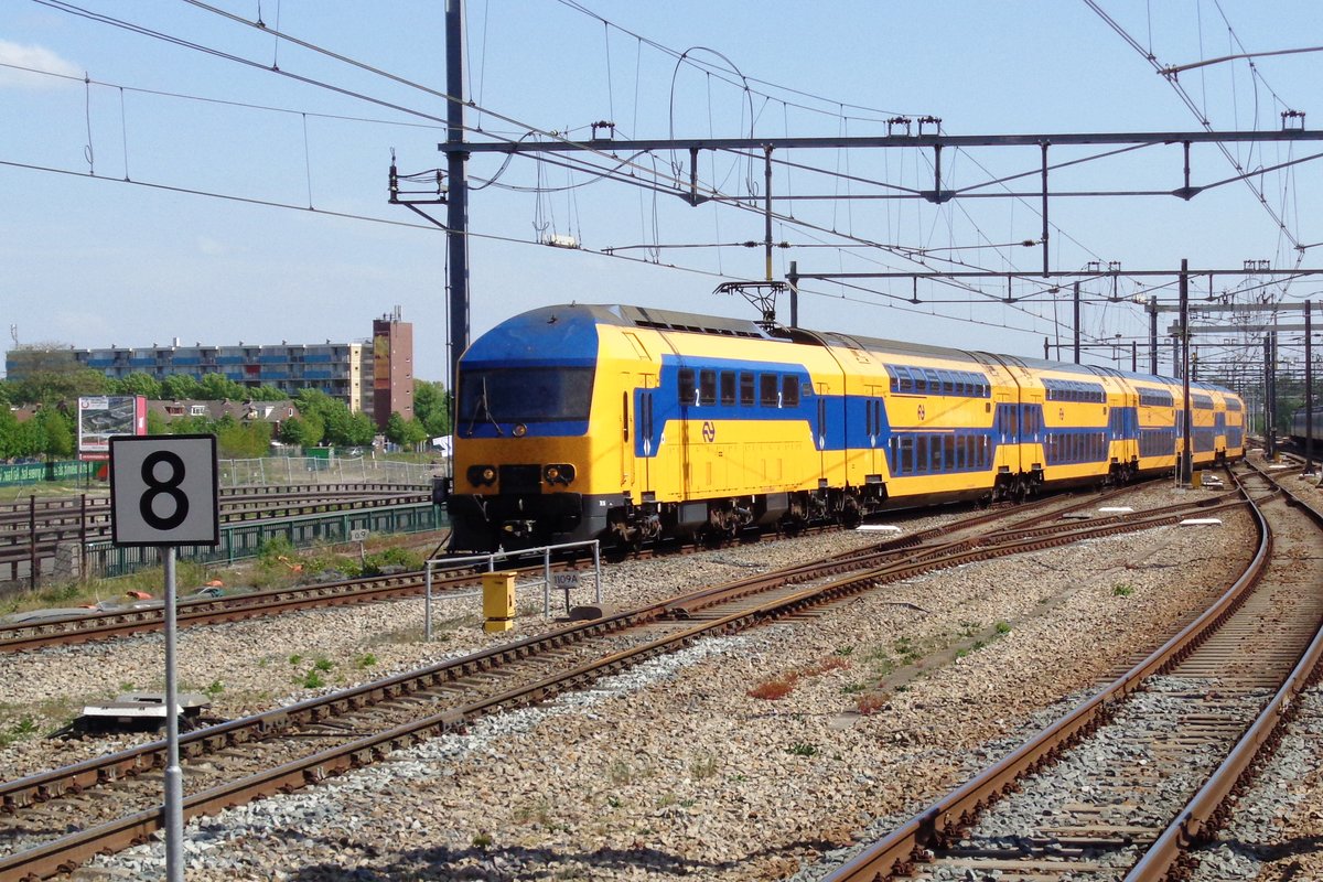 NS 7616 treft am 24 April 2019 in Breda ein.
