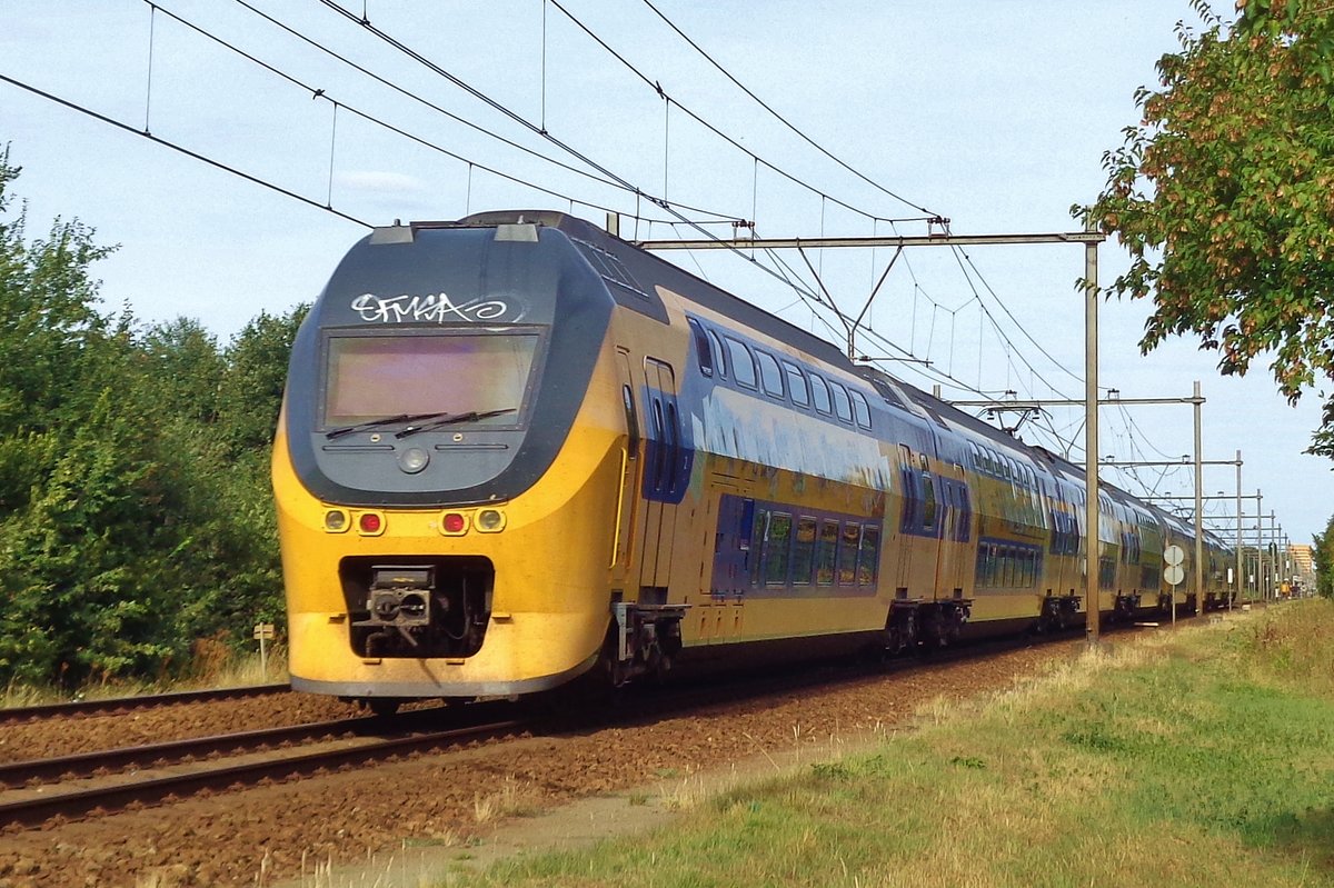 NS 9514 passiert bei Wijchen am 12 Augustus 2018.
