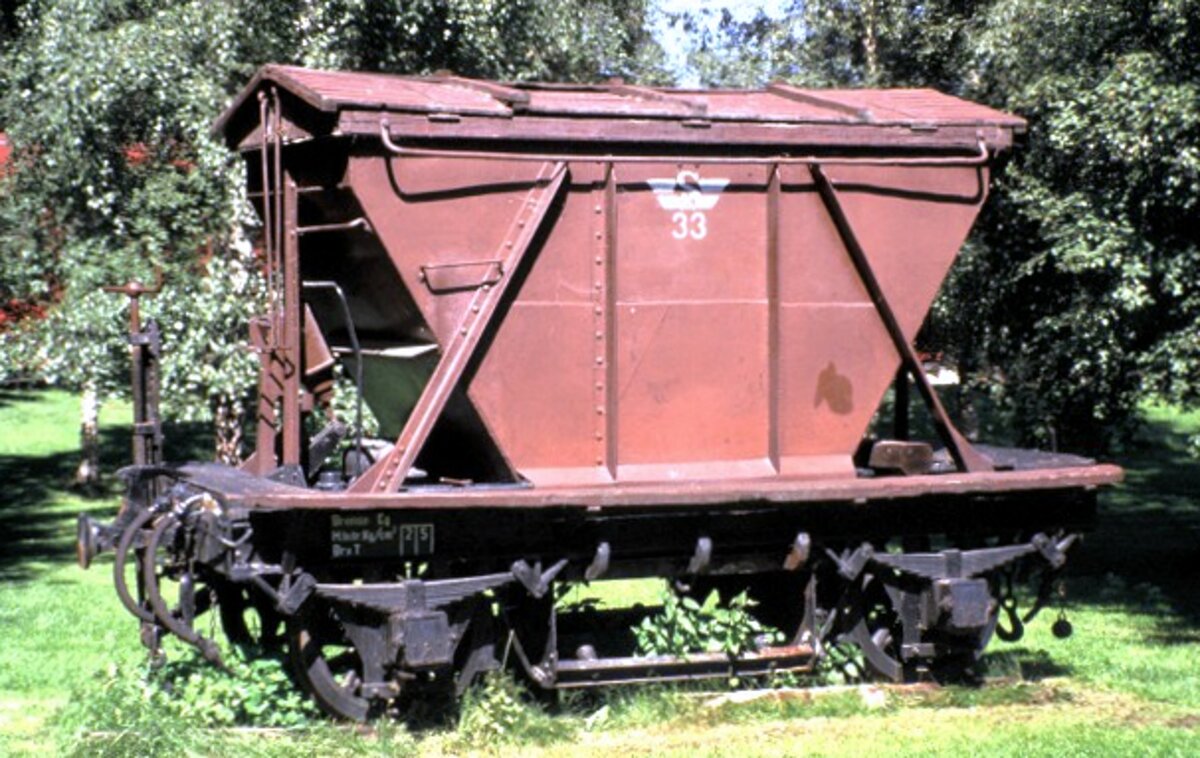 NSB Erzwagen im Eisenbahnmuseum Hamar am 04.08.1985.
