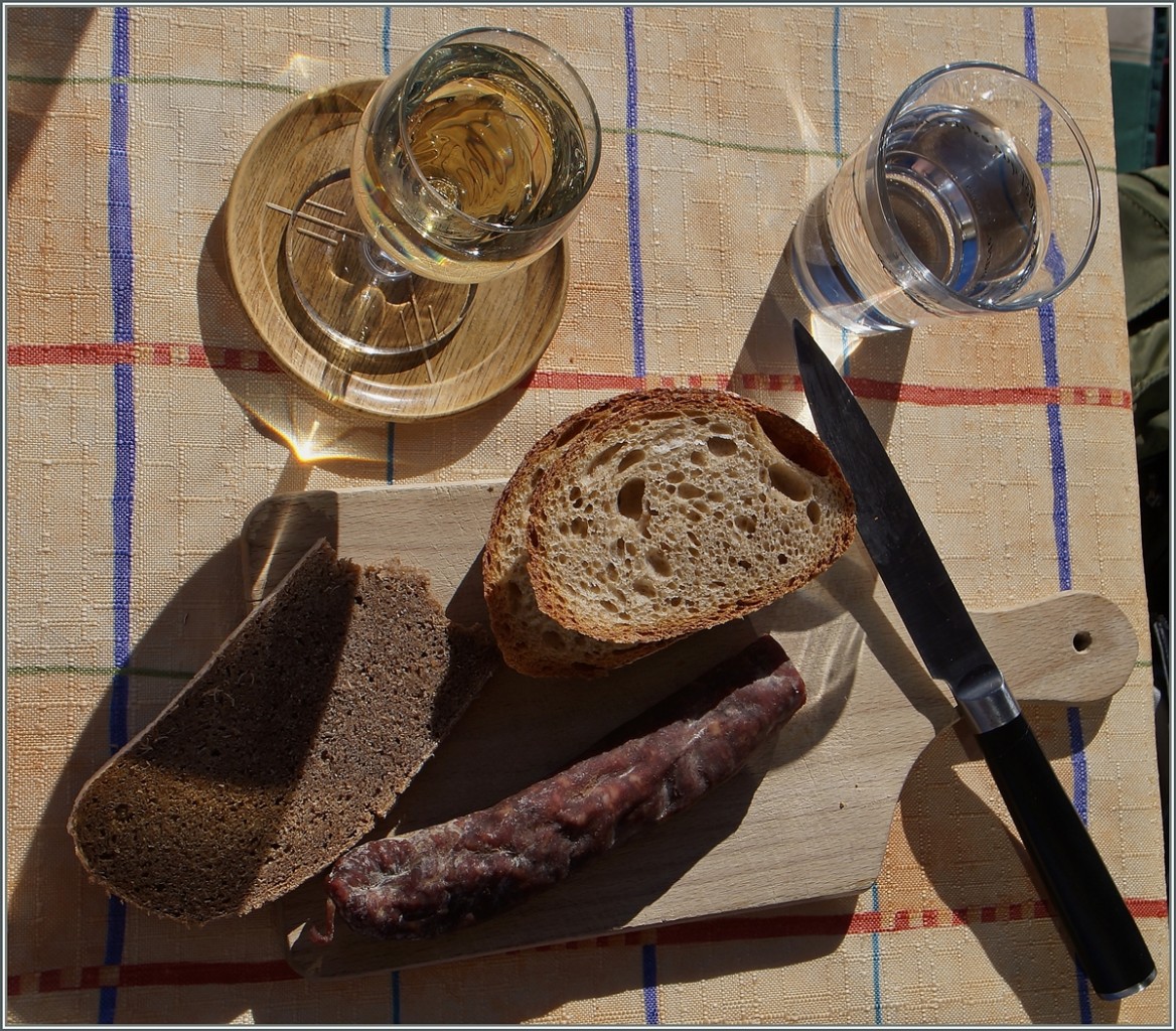  Nur  eine Hauswurst - aber köstlich.
Birchen/Leukerbad, 11. Feb. 2015